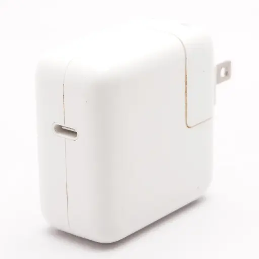 [MW2G3ZM/A] 30W USB-C POWER ADAPTER 